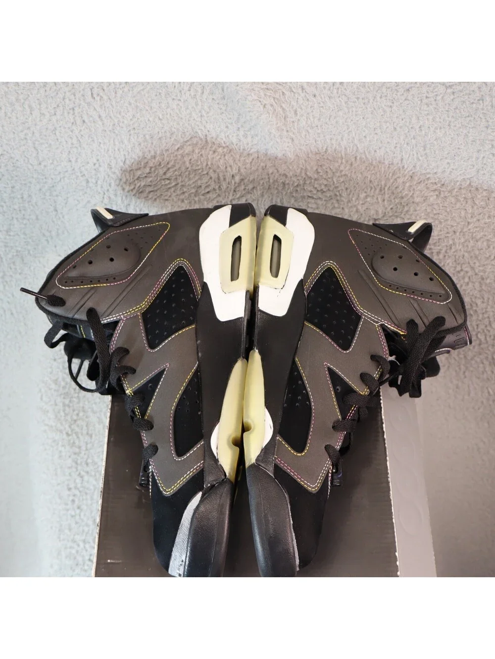 Air Jordan 6 Retro Lakers Size 11 w Box, Read Repair